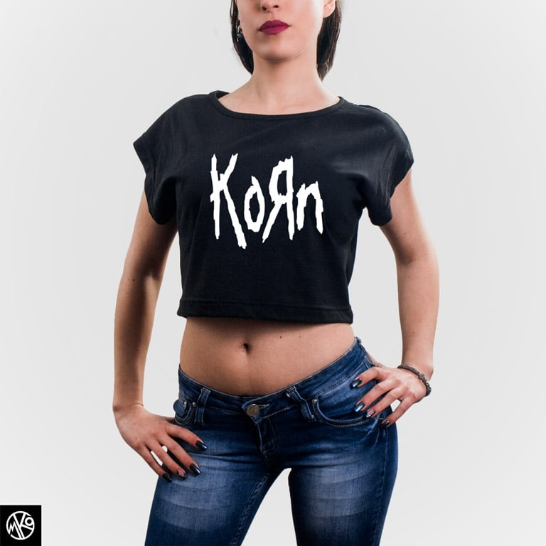 Korn Logo crop top majica